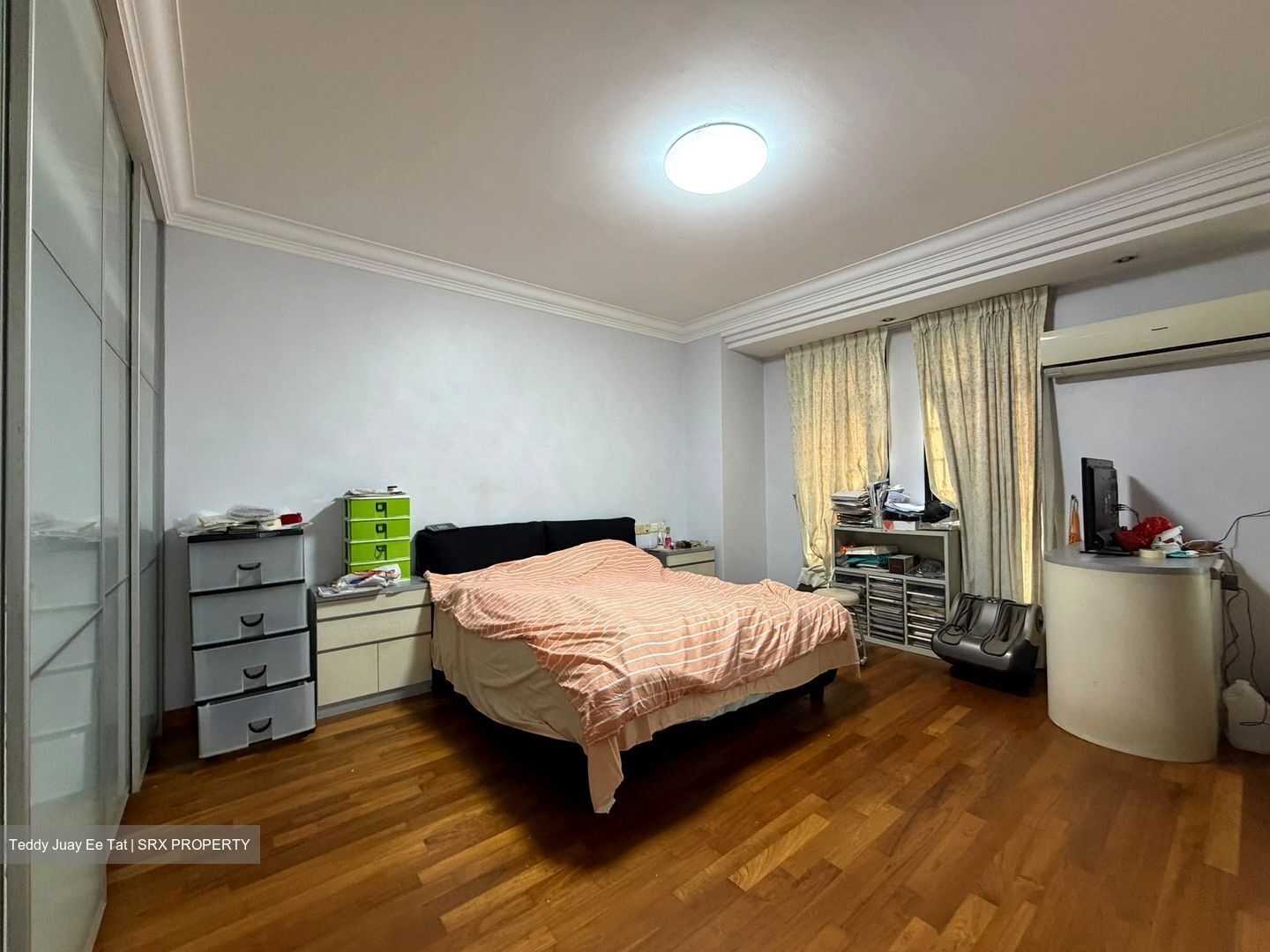 Stratton Park (D28), Terrace #582519631